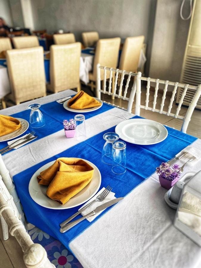 Deniz Hotel Kumburgaz บูยูกเชกเมเช ภายนอก รูปภาพ