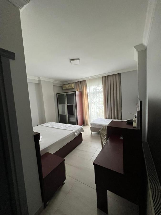 Deniz Hotel Kumburgaz บูยูกเชกเมเช ภายนอก รูปภาพ
