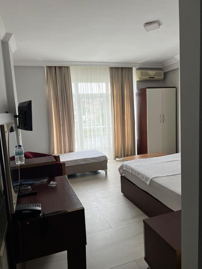 Deniz Hotel Kumburgaz บูยูกเชกเมเช ภายนอก รูปภาพ