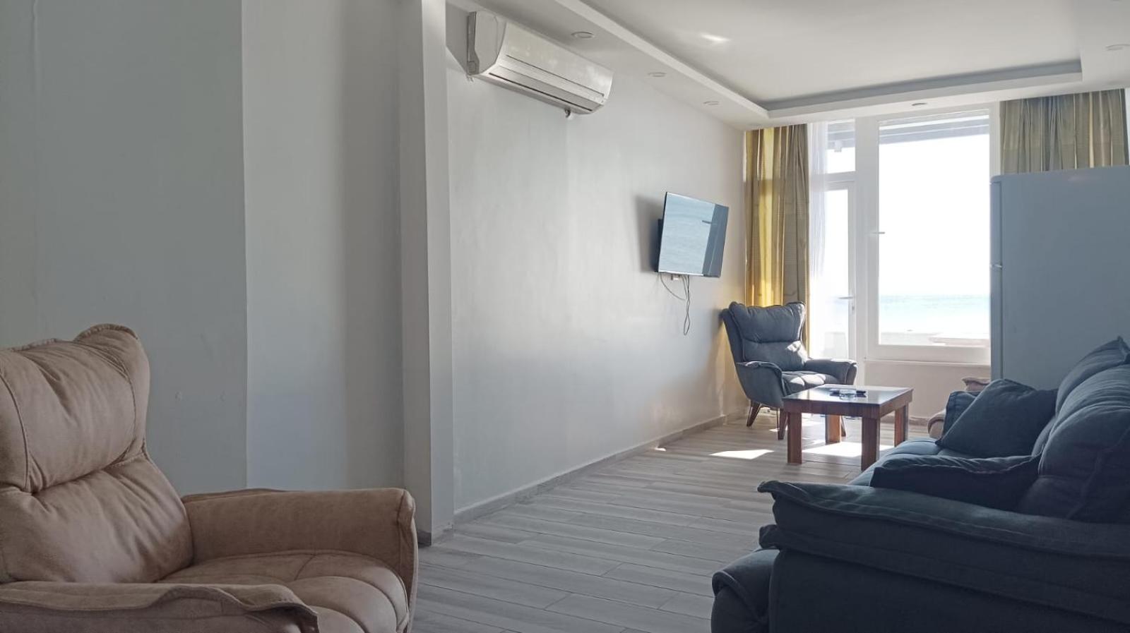 Deniz Hotel Kumburgaz บูยูกเชกเมเช ภายนอก รูปภาพ
